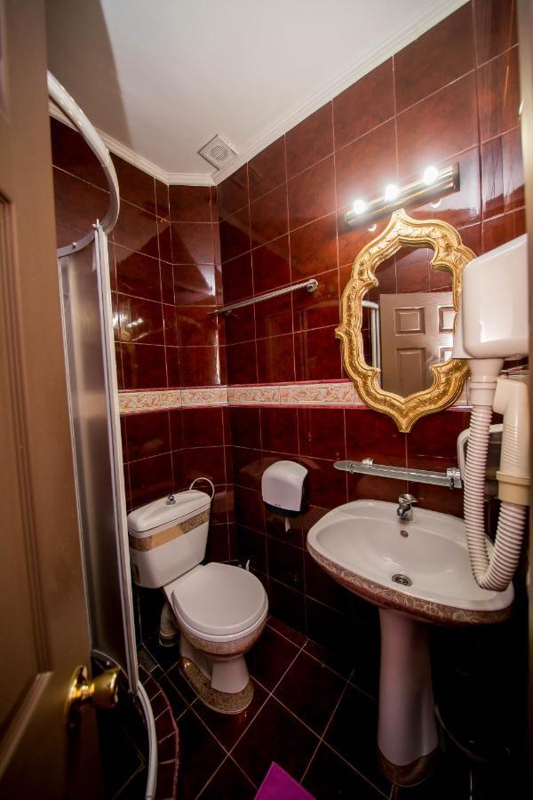 Hotel Darosy Arad Buitenkant foto